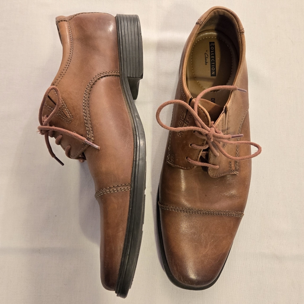Clarks Collection Mens Brown Leather Cap-Toe Comfort Oxfords Size 9M *Flaws*